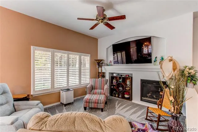 6084 W Utah Lane Denver, CO 80232