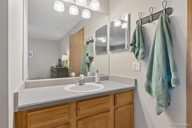 8477 S Reed Street #2-202 Littleton, CO 80128