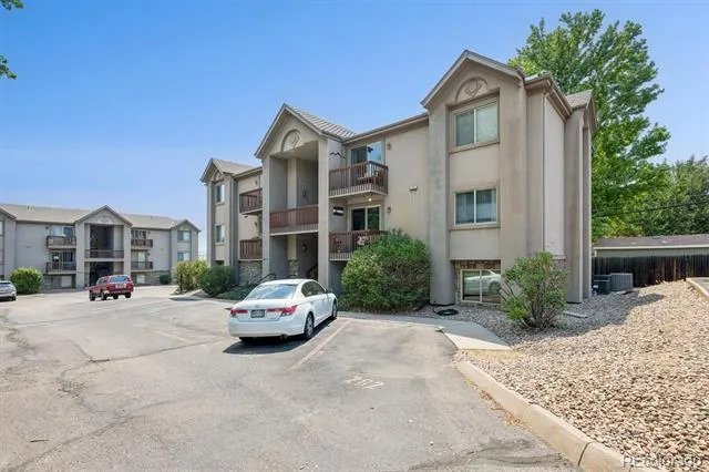 8477 S Reed Street #2-202 Littleton, CO 80128