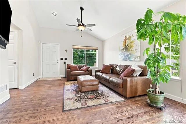 4702 Nelson Drive Broomfield, CO 80023