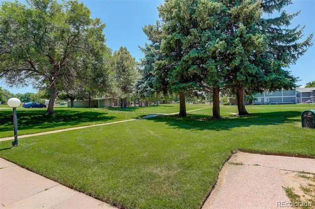 1204 S Uvalda Street Aurora, CO 80012