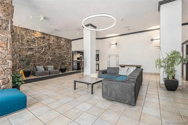 1020 15th Street #12C Denver, CO 80202