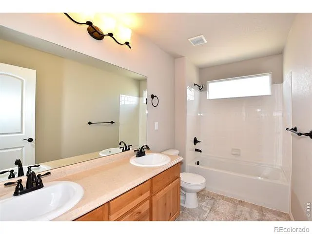 5070 Tangerine Street Johnstown, CO 80534
