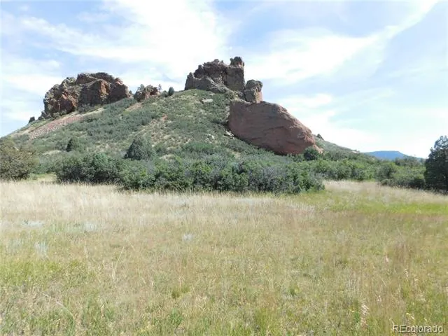 5967 Country Club Drive Larkspur, CO 80118