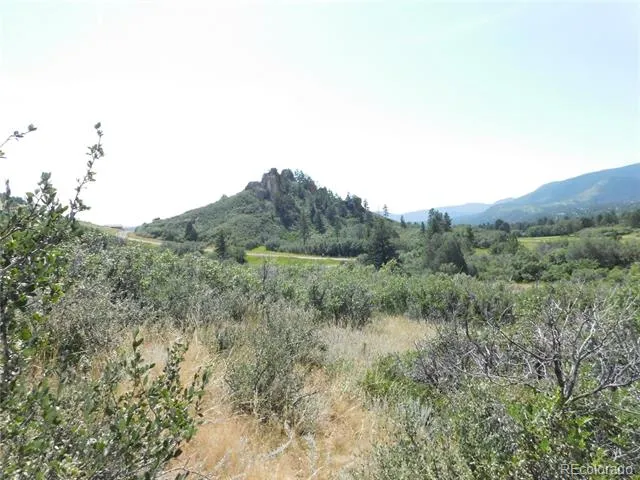 5967 Country Club Drive Larkspur, CO 80118