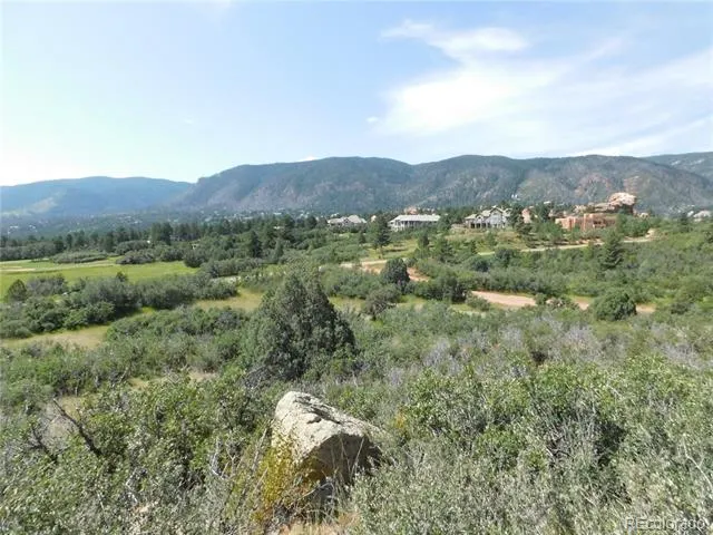 5967 Country Club Drive Larkspur, CO 80118