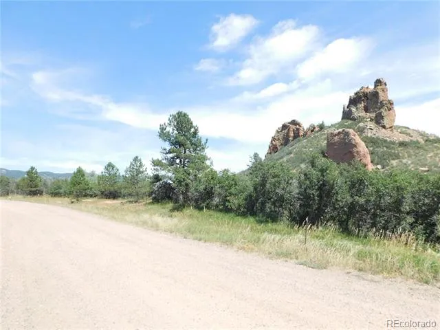 5967 Country Club Drive Larkspur, CO 80118