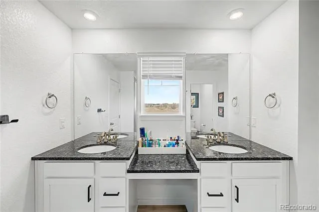 24781 E Tennessee Avenue Aurora, CO 80018