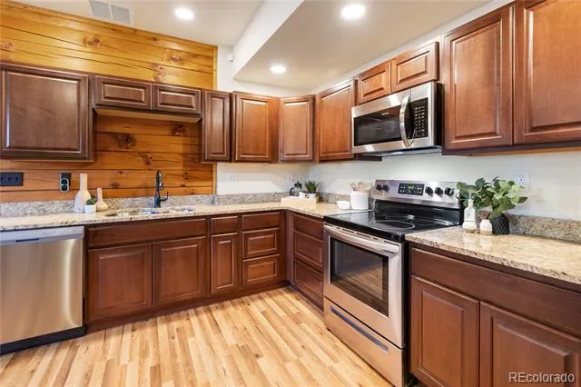 60 Beaver Pond Road Divide, CO 80814