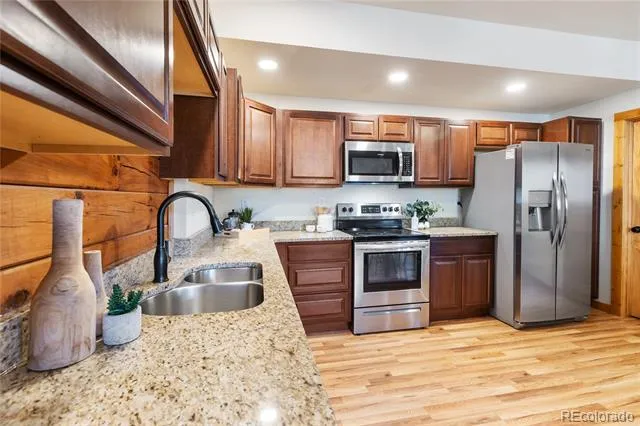 60 Beaver Pond Road Divide, CO 80814
