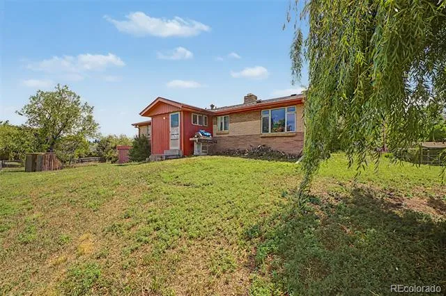 5870 Nelson Court Arvada, CO 80004