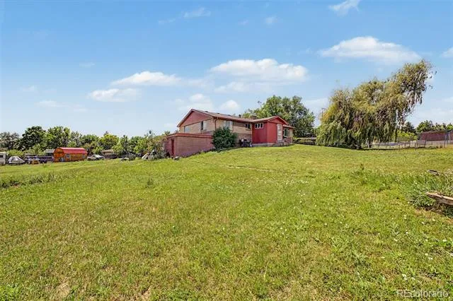 5870 Nelson Court Arvada, CO 80004
