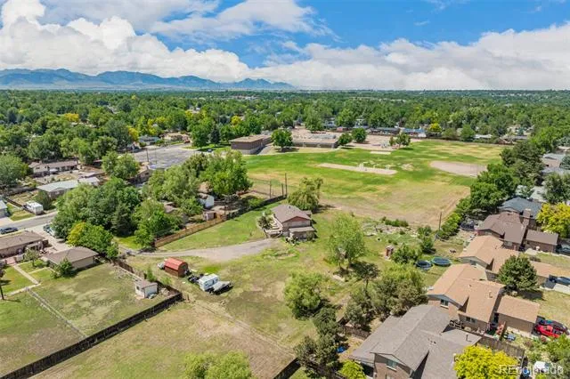 5870 Nelson Court Arvada, CO 80004