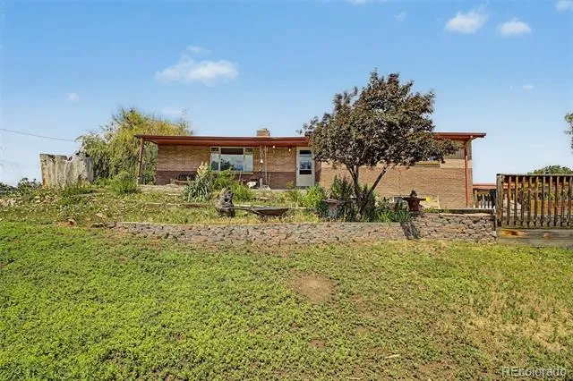 5870 Nelson Court Arvada, CO 80004