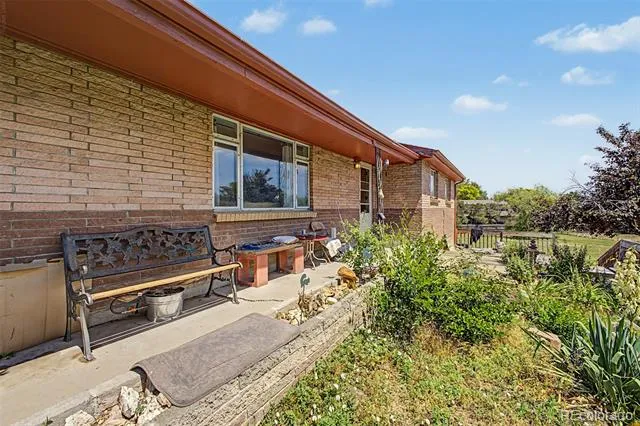 5870 Nelson Court Arvada, CO 80004