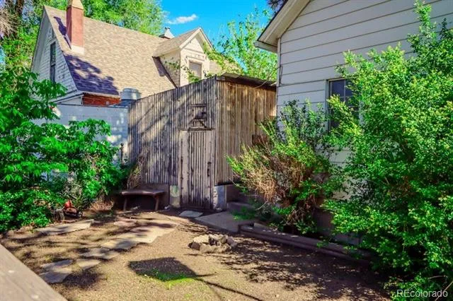 119 Idaho Avenue Pueblo, CO 81004