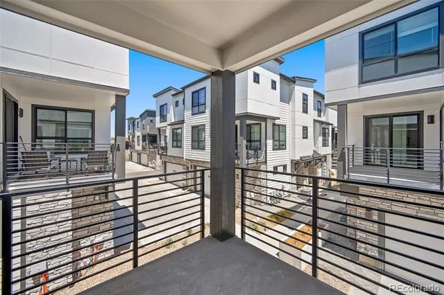 2062 S Holly Street #2 Denver, CO 80222