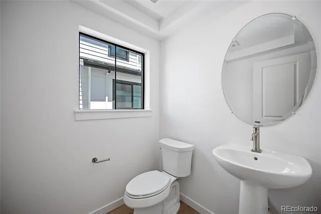 2062 S Holly Street #2 Denver, CO 80222