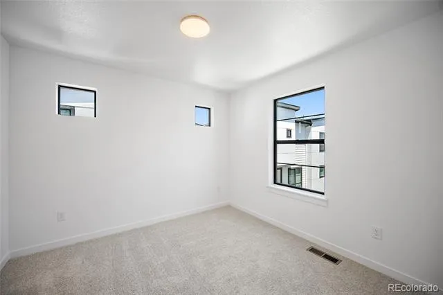2062 S Holly Street #2 Denver, CO 80222