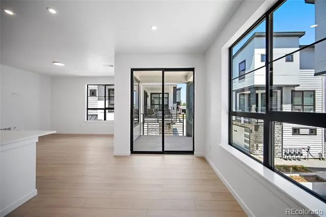 2062 S Holly Street #2 Denver, CO 80222