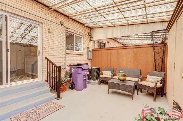 3935 S Boston Denver, CO 80237