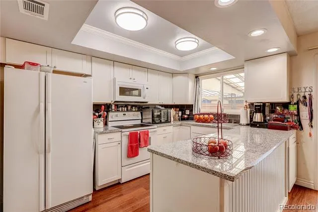 3935 S Boston Denver, CO 80237