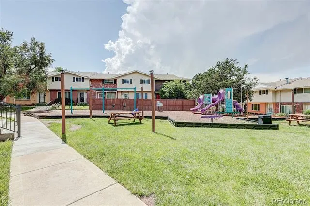 3935 S Boston Denver, CO 80237