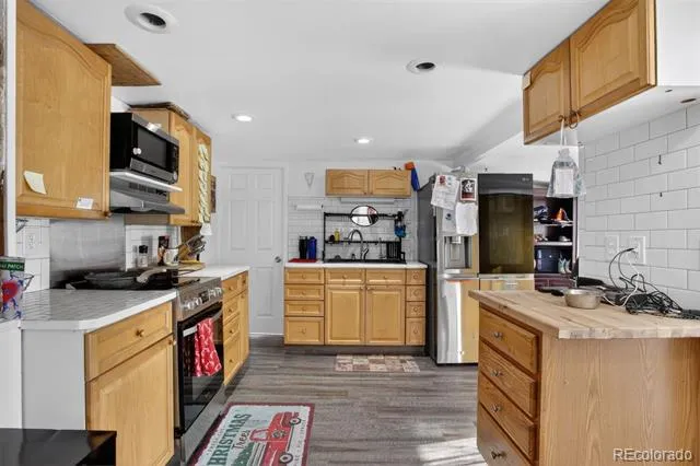 885 Deframe Street Golden, CO 80401