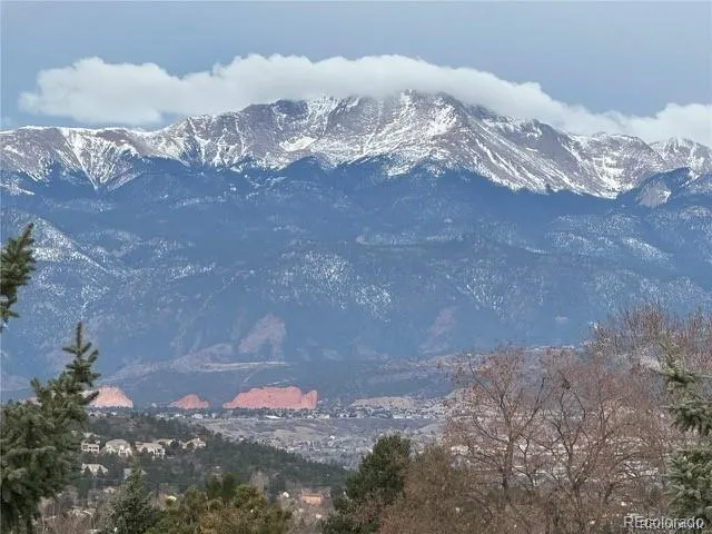 3427 Trenary Lane Colorado Springs, CO 80918