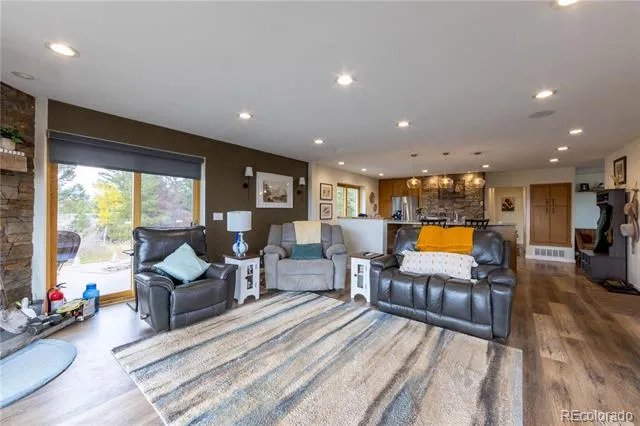 12464 S US Hwy 285 Conifer, CO 80433