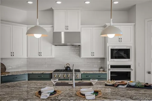 17234 Alsike Clover Court Monument, CO 80132