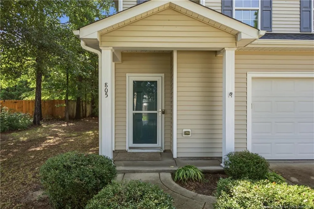 805 Bellingham Way Fayetteville, NC 28312