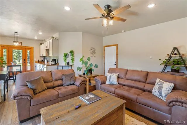 80 Feldspar Road Florissant, CO 80816