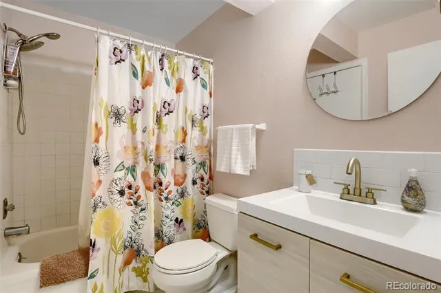 10910 W Florida Avenue #522 Lakewood, CO 80232