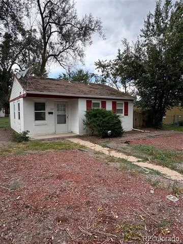 1565 Xanthia Street