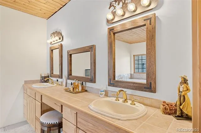 76 No Place Road Hartsel, CO 80449