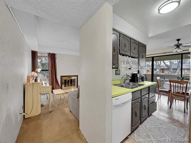 3646 S Granby Way #6 Aurora, CO 80014