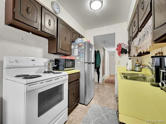 3646 S Granby Way #6 Aurora, CO 80014