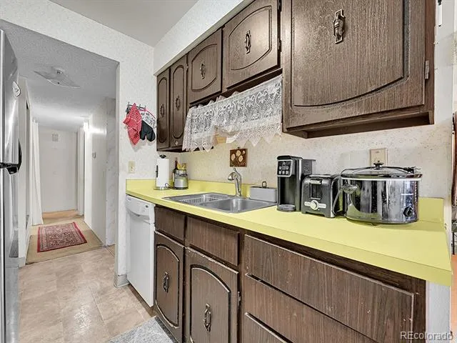3646 S Granby Way #6 Aurora, CO 80014