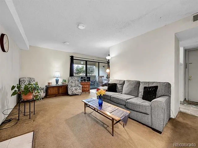 3646 S Granby Way #6 Aurora, CO 80014