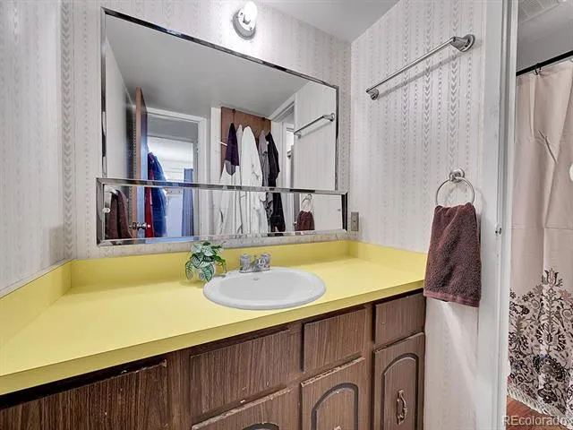 3646 S Granby Way #6 Aurora, CO 80014