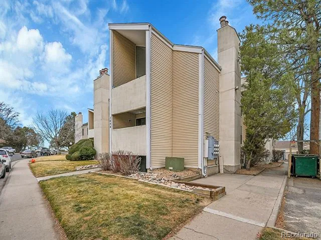 3646 S Granby Way #6 Aurora, CO 80014