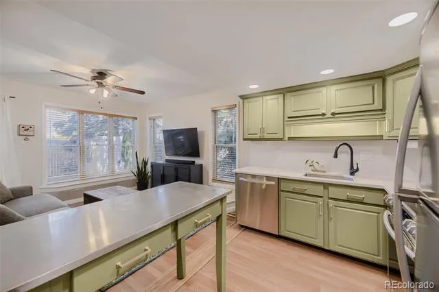 1909 S Kipling Street #A Lakewood, CO 80227