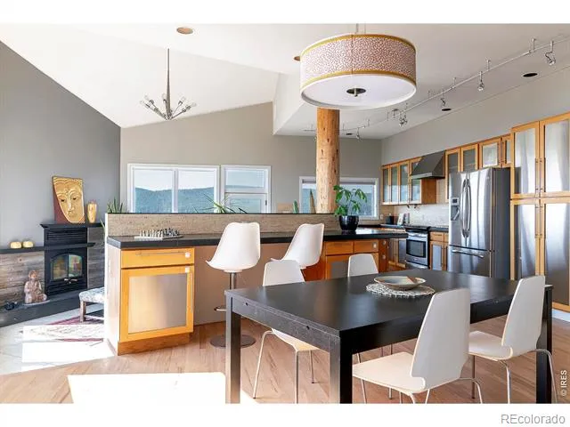 1362 Lost Angel Road Boulder, CO 80302