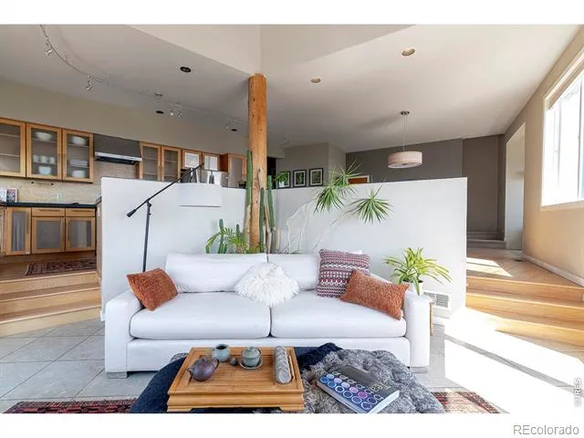 1362 Lost Angel Road Boulder, CO 80302