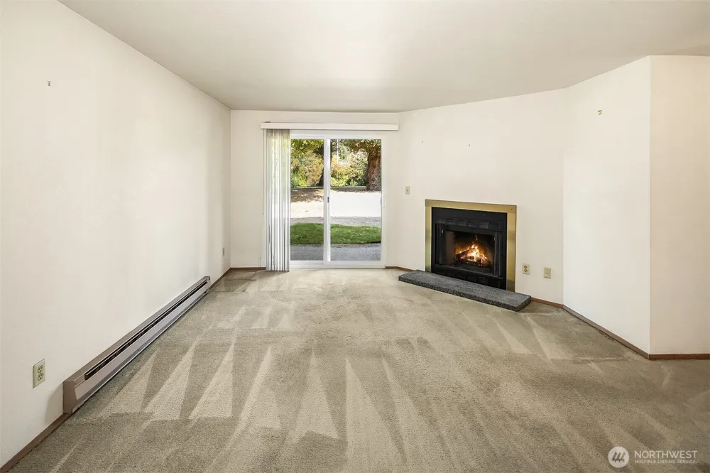 10838 E Riverside Drive #C102 Bothell, WA 98011