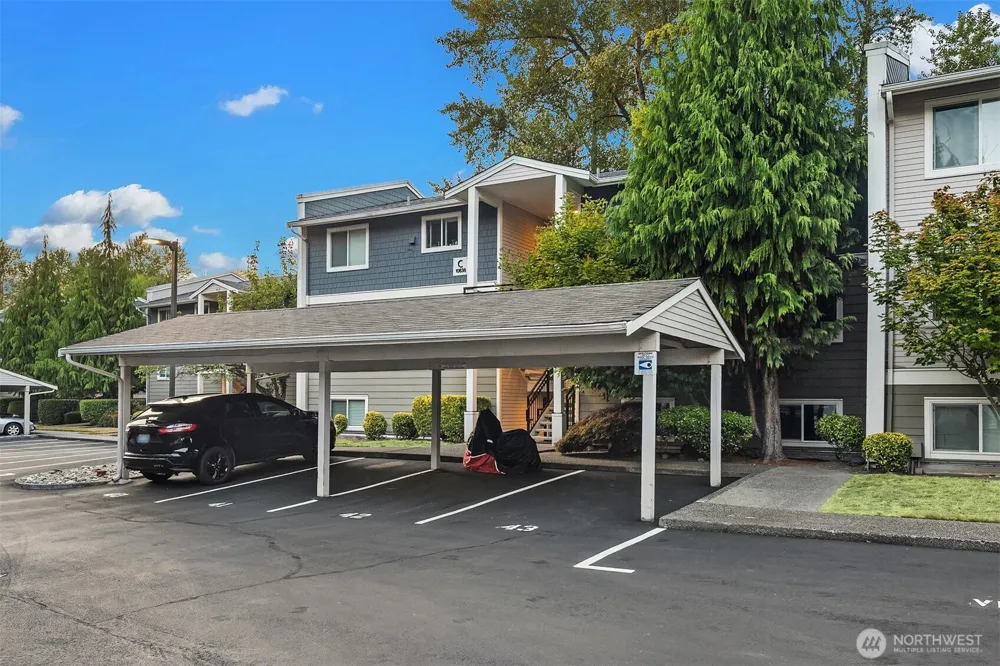 10838 E Riverside Drive #C102 Bothell, WA 98011