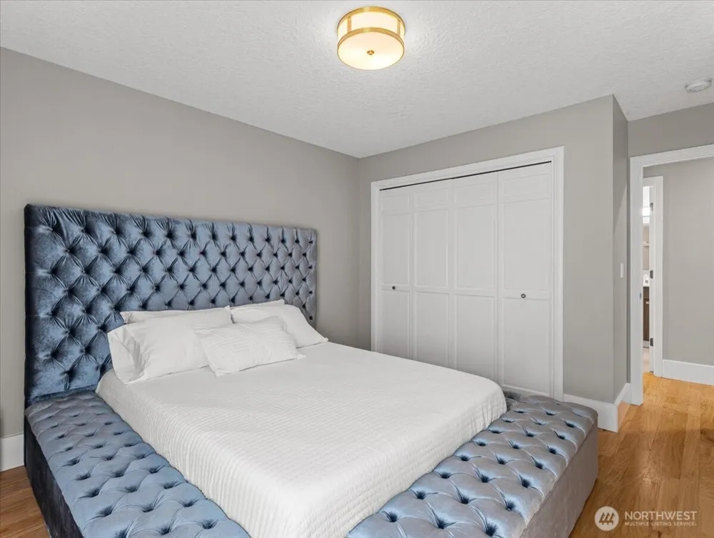 9532 SE 14th Street Vancouver, WA 98664