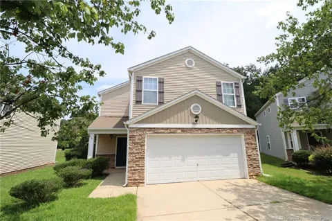 5 Bellmore Court