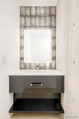 121 S Dexter Street Denver, CO 80246